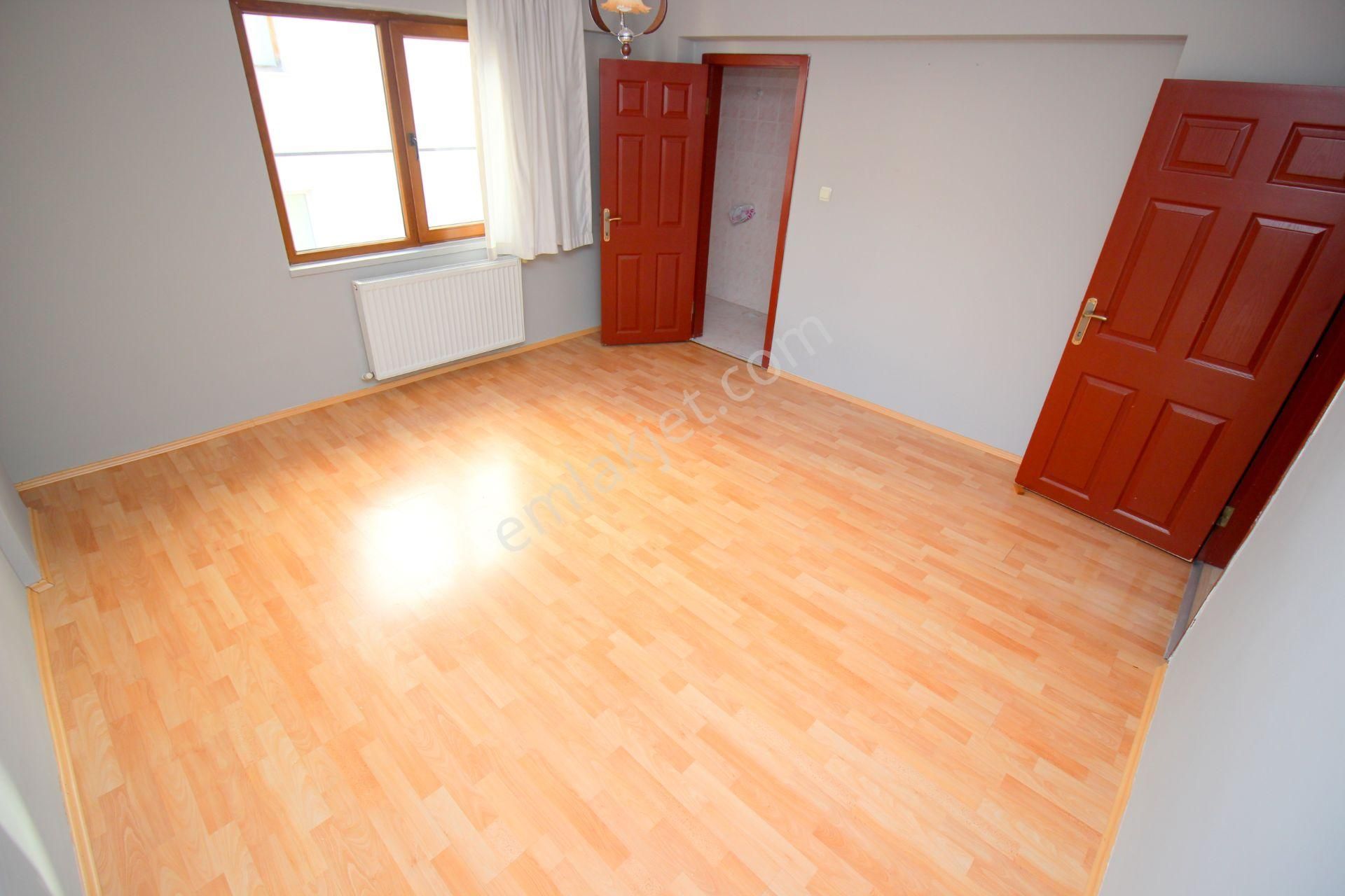 Emre Emlak'tan Elvankent'te 14.cd Yanı Asansörlü 4+2 Satılık Teras - Görsel 13