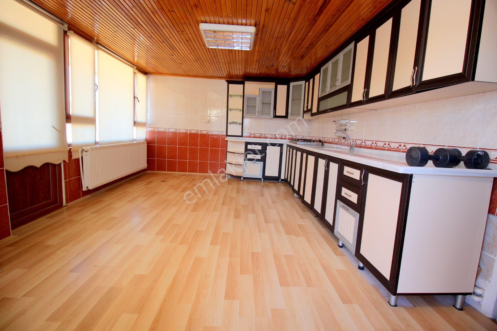 Emre Emlak'tan Elvankent'te 14.cd Yanı Asansörlü 4+2 Satılık Teras - Görsel 29