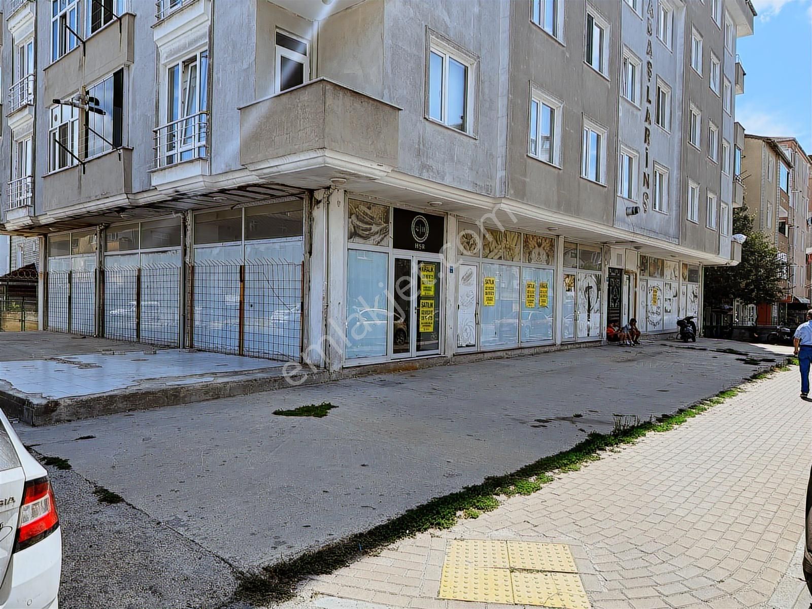 Tekirdağ Kapaklı'da Kelepir Fiyata 550m2 Acil Satılık Dükkan - Görsel 4