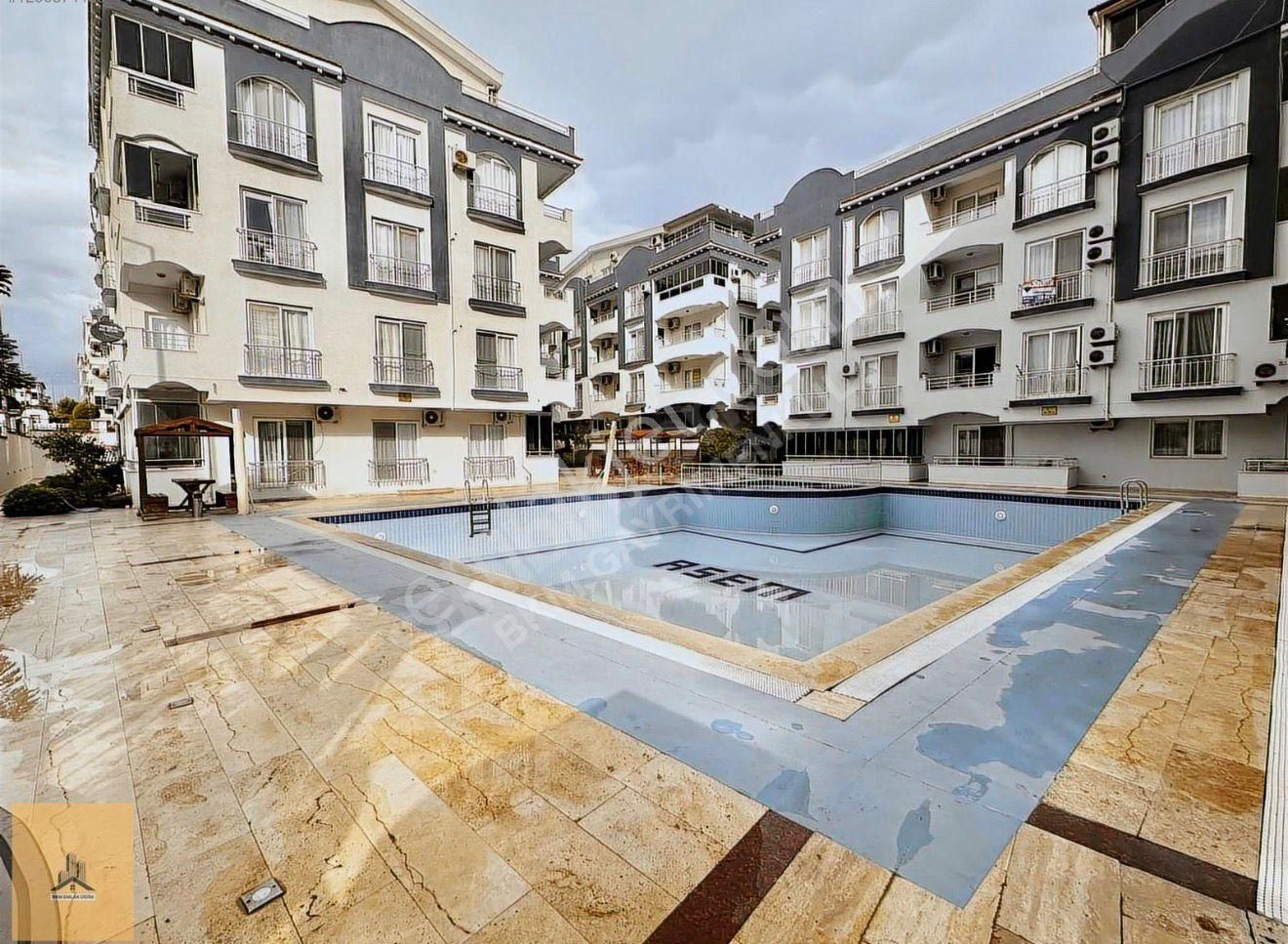 Didim Efeler Mah. Havuzlu Site İçerisinde Güvenlikli 2+1 Açık Mutfaklı Dairemiz Satışdadır - Görsel 3