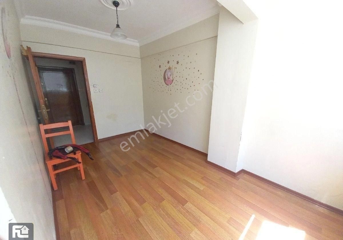 Fl Emlaktan Ümraniye Çarşı Yakını 2+1 Bahçe Kat - Görsel 28
