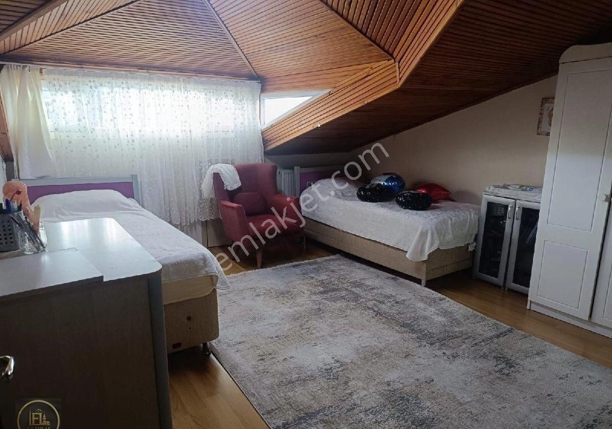 Fl Emlaktan Bulgurlu Metroya Yürüme Mesafesinde Eşyalı 1+1 Daire - Görsel 11