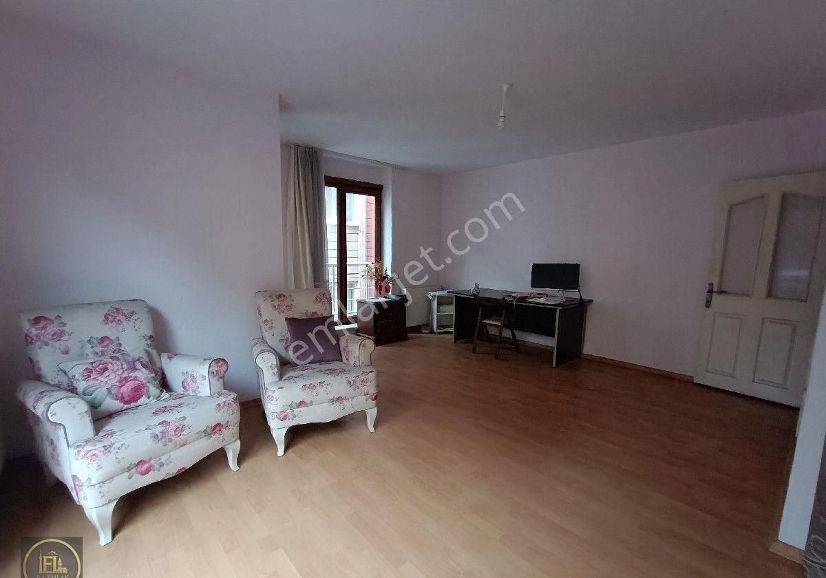 Bulgurlu Metroya 2 Dk Yürüme Mesafesinde 3+1 Genç Bina Ara Kat - Görsel 19