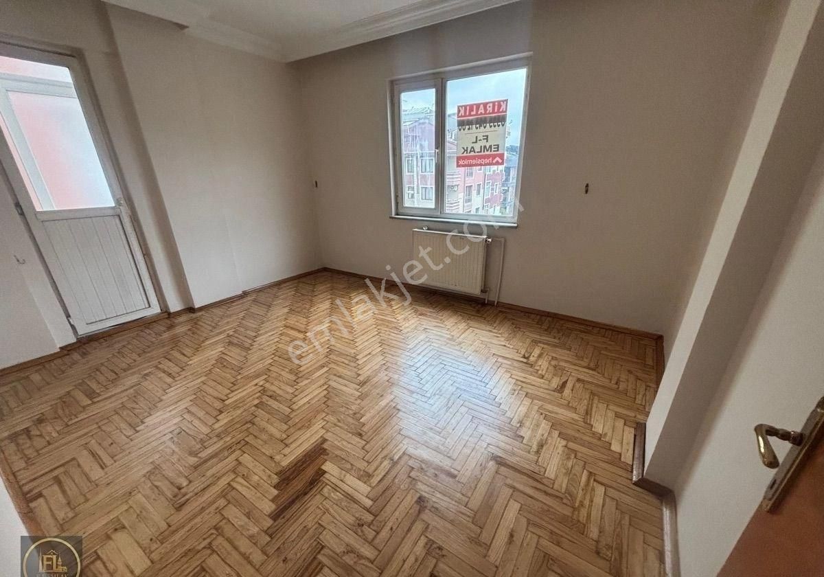 F-l Emlaktan Emaar Avm Libadiye Metro Yakını 3+1 Arakat - Görsel 21