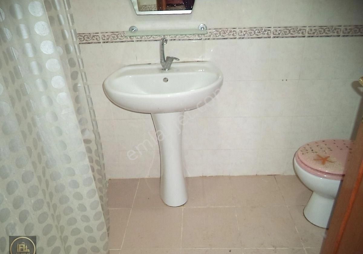 F-l Emlaktan Seçkin Sitede Geniş 3+1 Otoparklı - Görsel 8