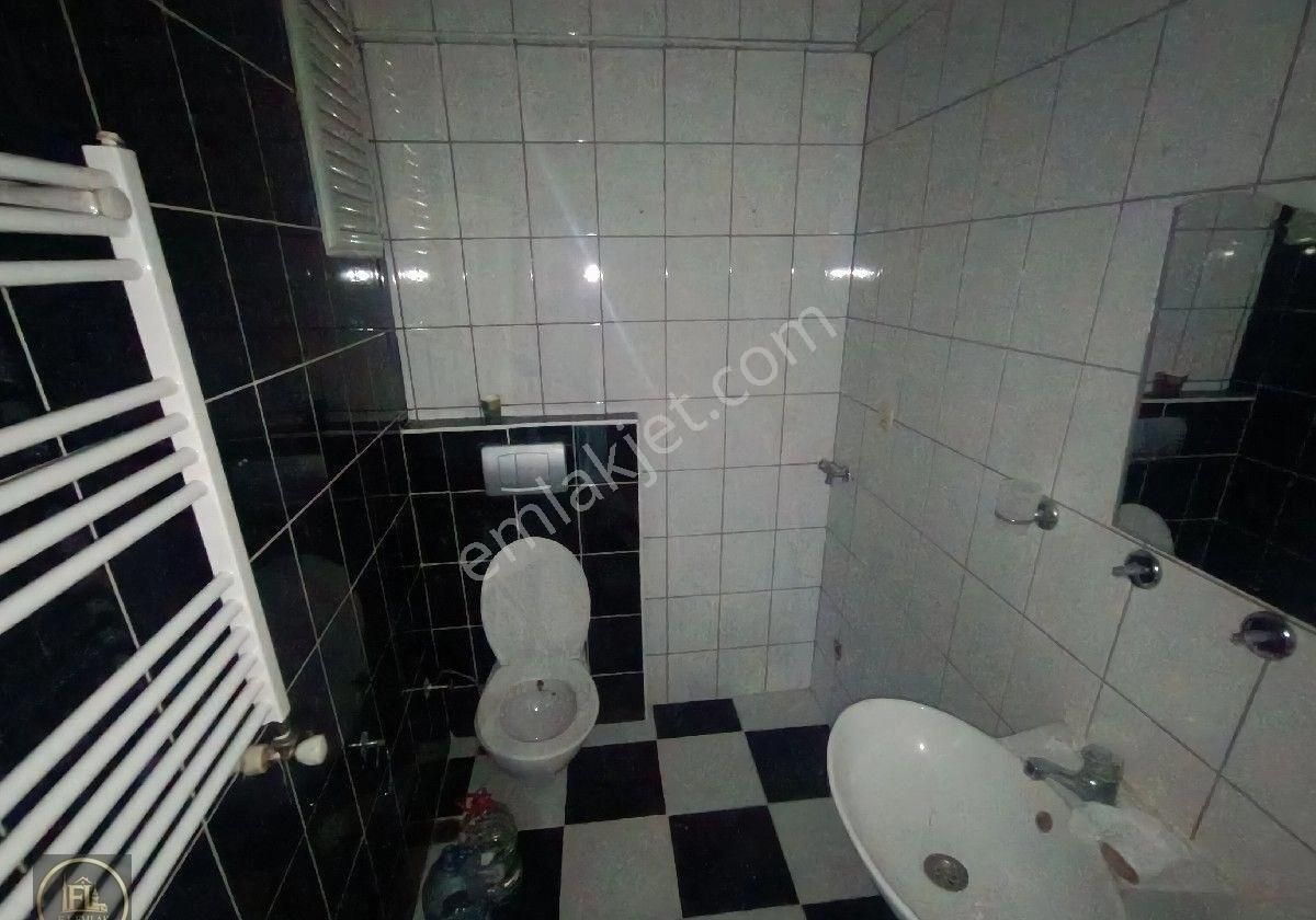 F-l Emlaktan Deniz Manzaralı Bakımlı 2+1 Zeynep Kamil Hastanesine Marmaraya Yürüme Mesafesinde - Görsel 3