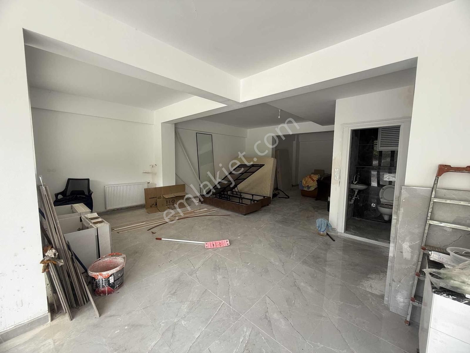 Damla Emlak'tan Atakum Taflan'da 130m2 Geniş Vitrin İşyeri - Görsel 5