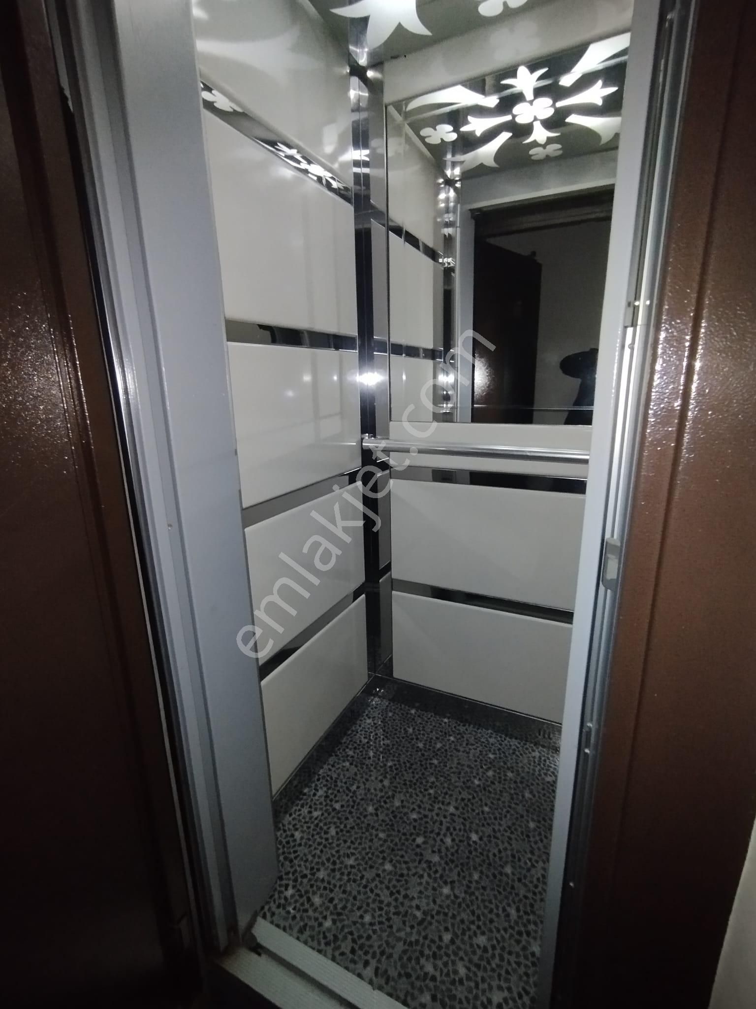 Samsun İlkadım Bahç.evler Gökdelen Yukarısı-kat5-asansörlü Masrafsız Daire... - Görsel 5