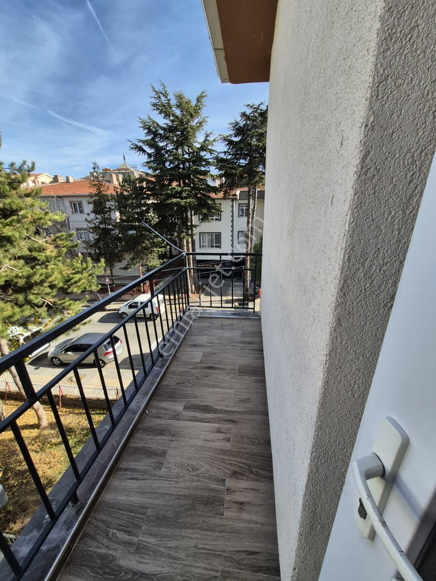 *** Şeftali Sok 3+1 Yenilenmiş Satılık Daire *** - Görsel 5