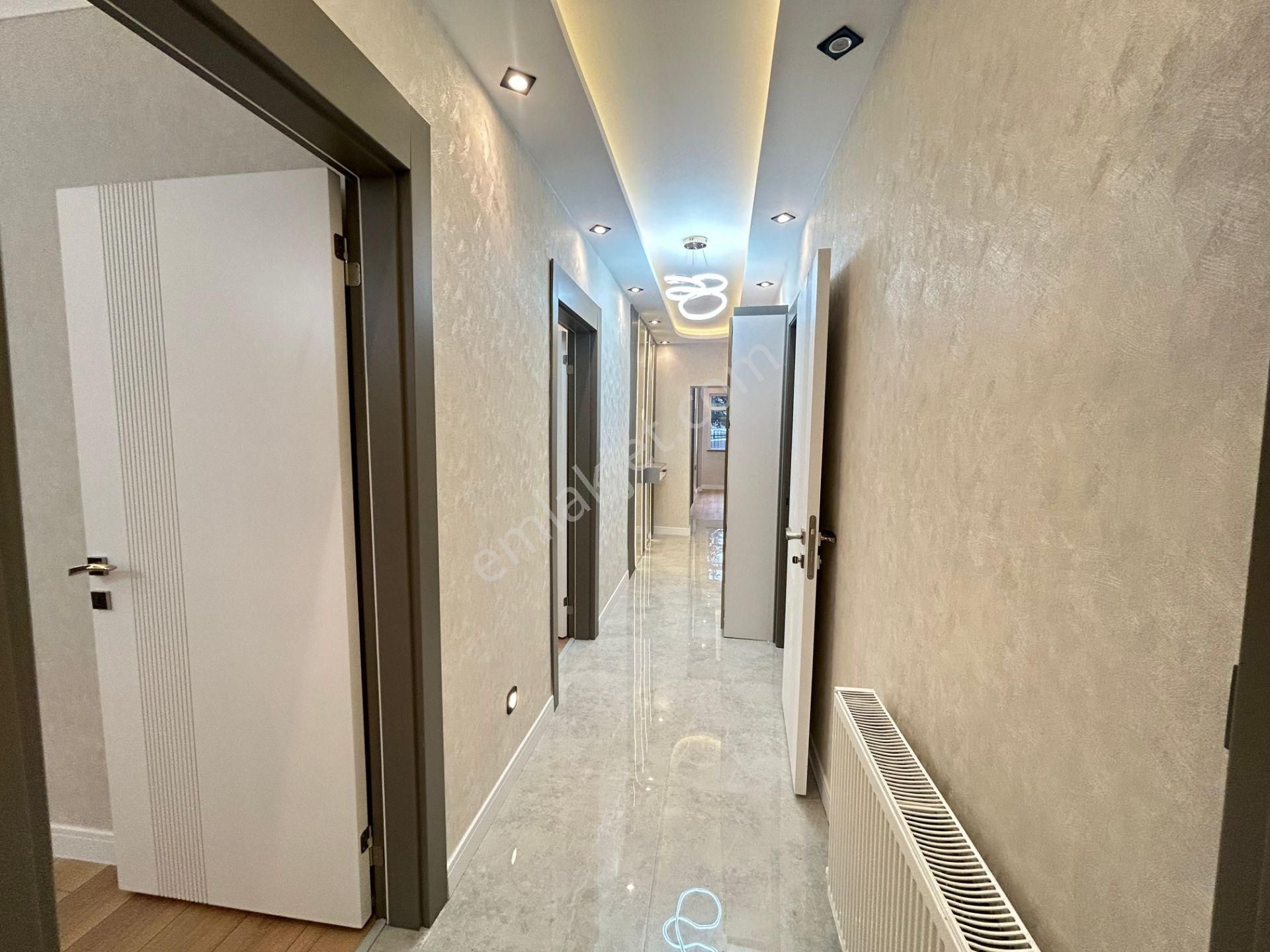 Taner Den ,sokullu Cadde Yanı 3+1+kiler Giriş Kat Ultra Lüks - Görsel 28