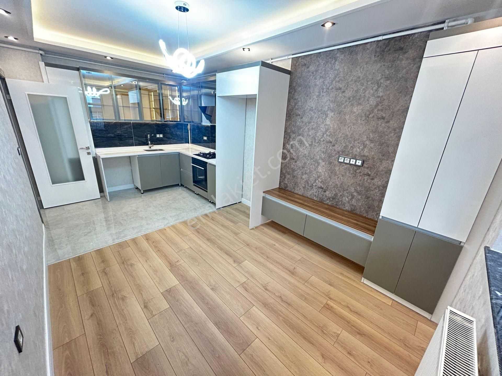 Taner Den ,sokullu Cadde Yanı 3+1+kiler Giriş Kat Ultra Lüks - Görsel 19