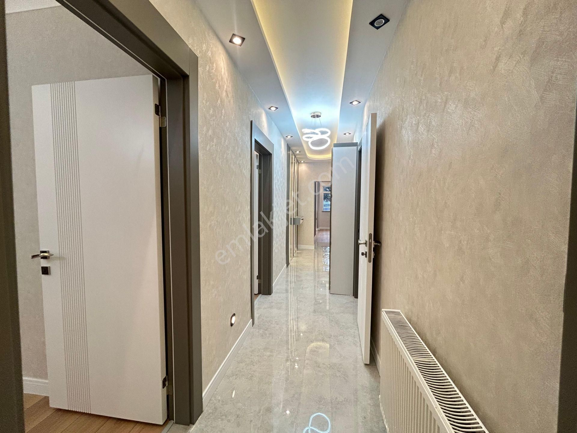 Taner Den ,sokullu Cadde Yanı 3+1+kiler Giriş Kat Ultra Lüks - Görsel 33