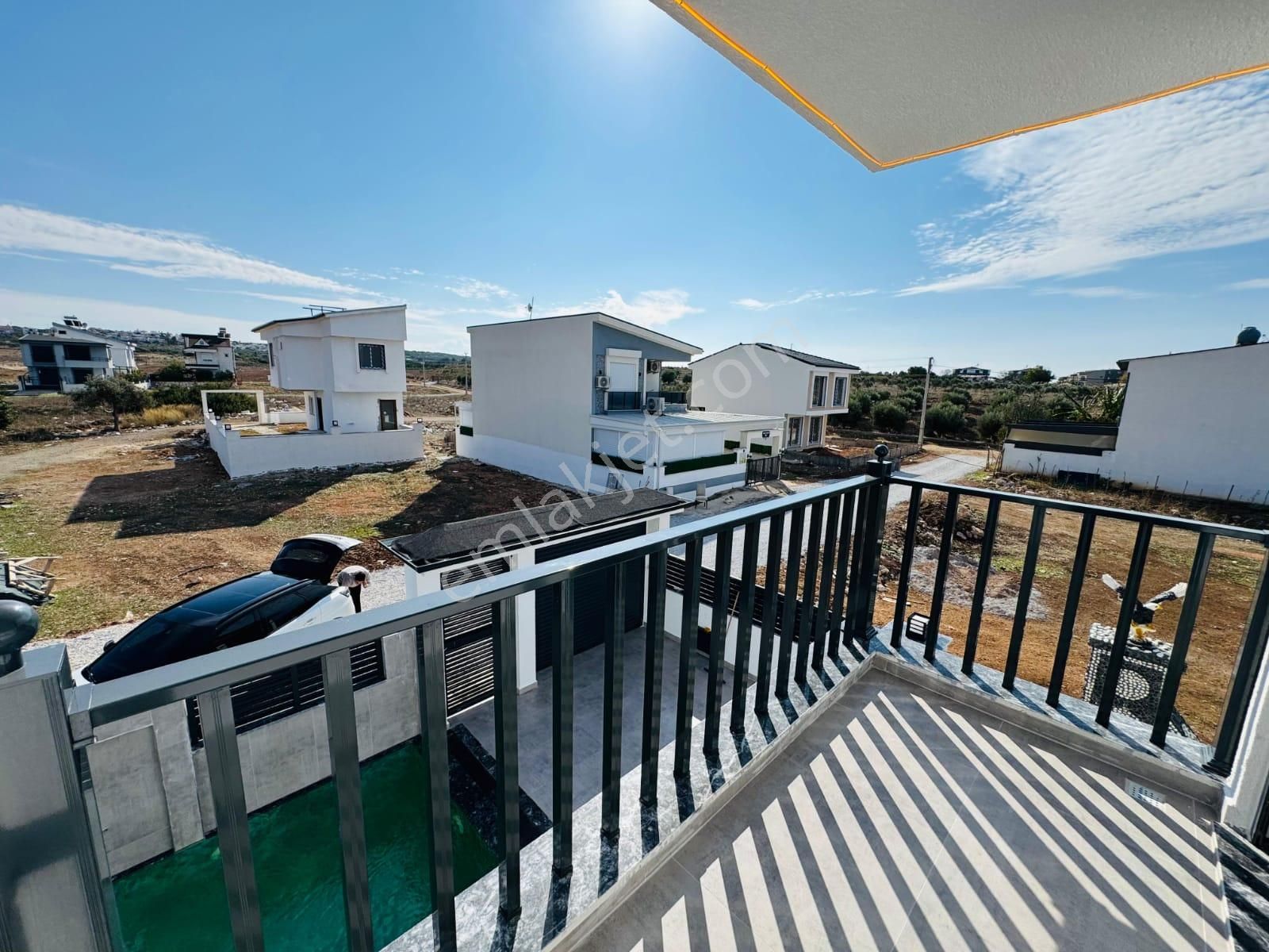 Didim Hisar Mah. 208 M2 Arsa İçerisnde 4+1 Havuzlu Ve Bahçeli Tam Müstakil Villamız Satışdadır - Görsel 21