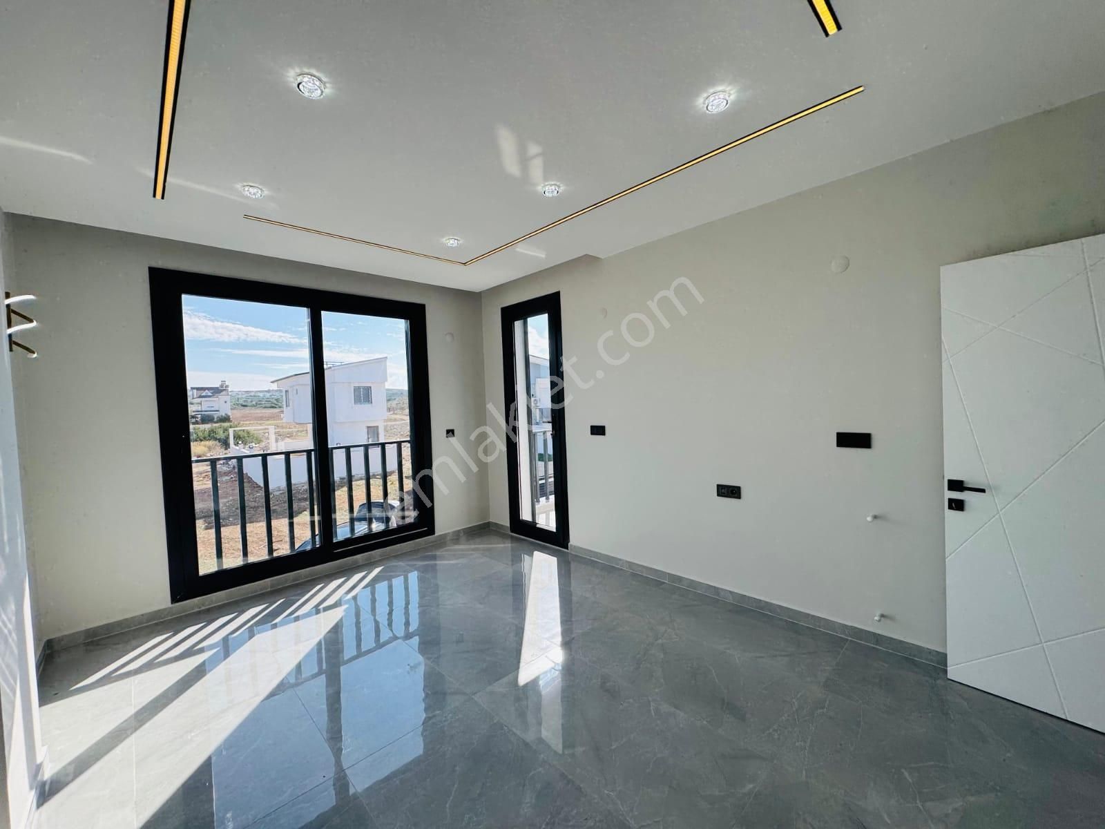 Didim Hisar Mah. 208 M2 Arsa İçerisnde 4+1 Havuzlu Ve Bahçeli Tam Müstakil Villamız Satışdadır - Görsel 23