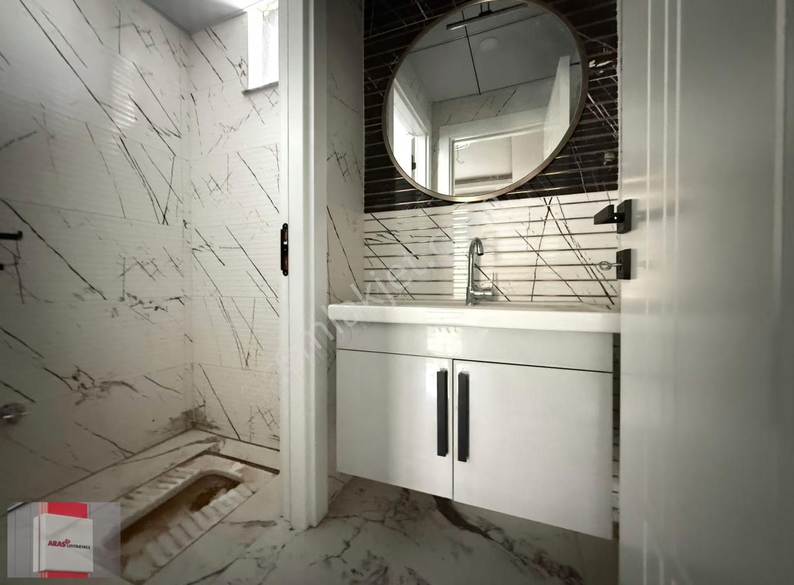 Aras Gyo'dan Aydınlık Evler Mah.'de Kapalı Otoparklı 2+1 Dairelr - Görsel 3