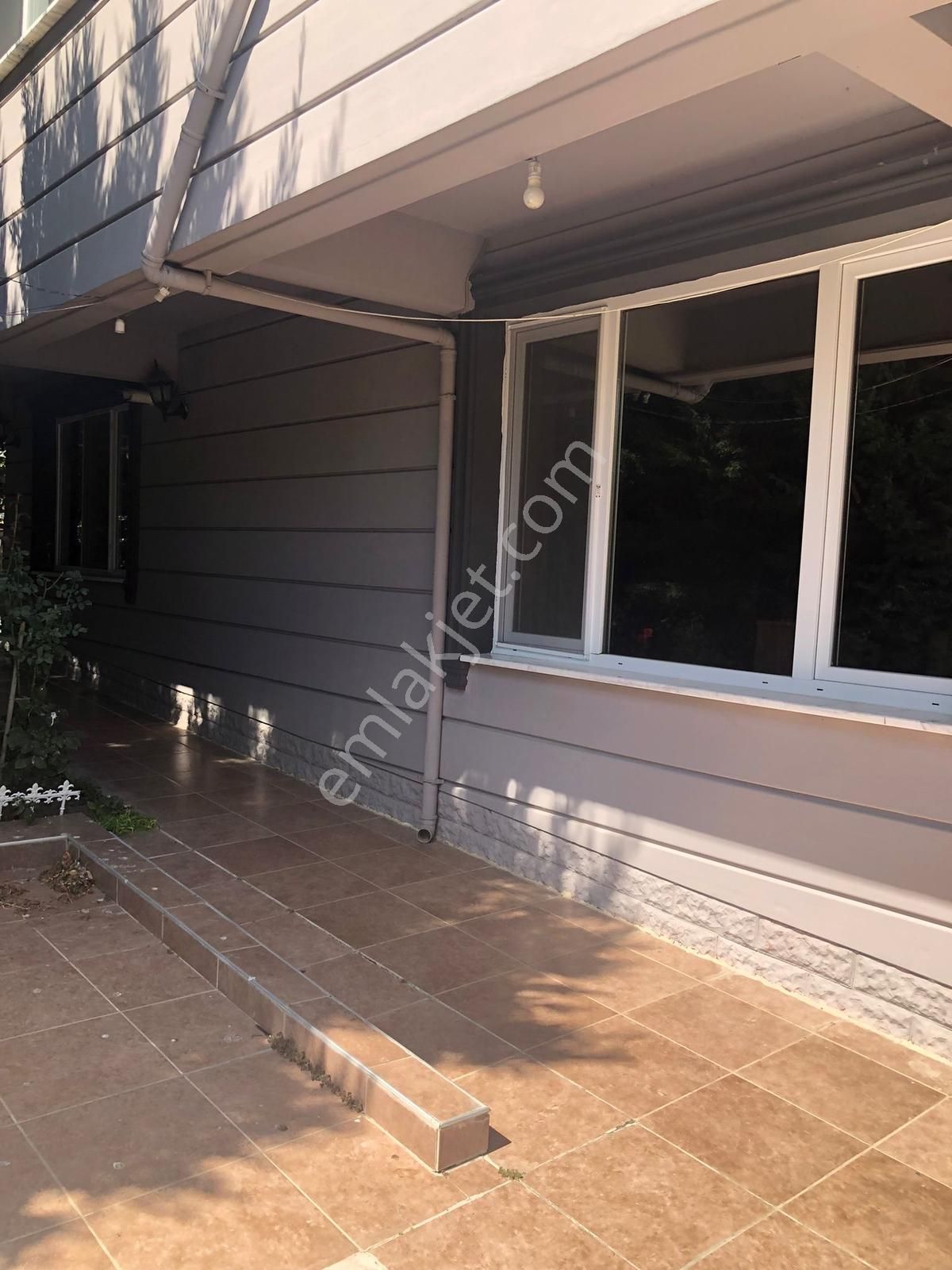 Silivri'de Geniş 1+1 Bahçe Katı, Yola Ve Sahile Yakın - Görsel 8