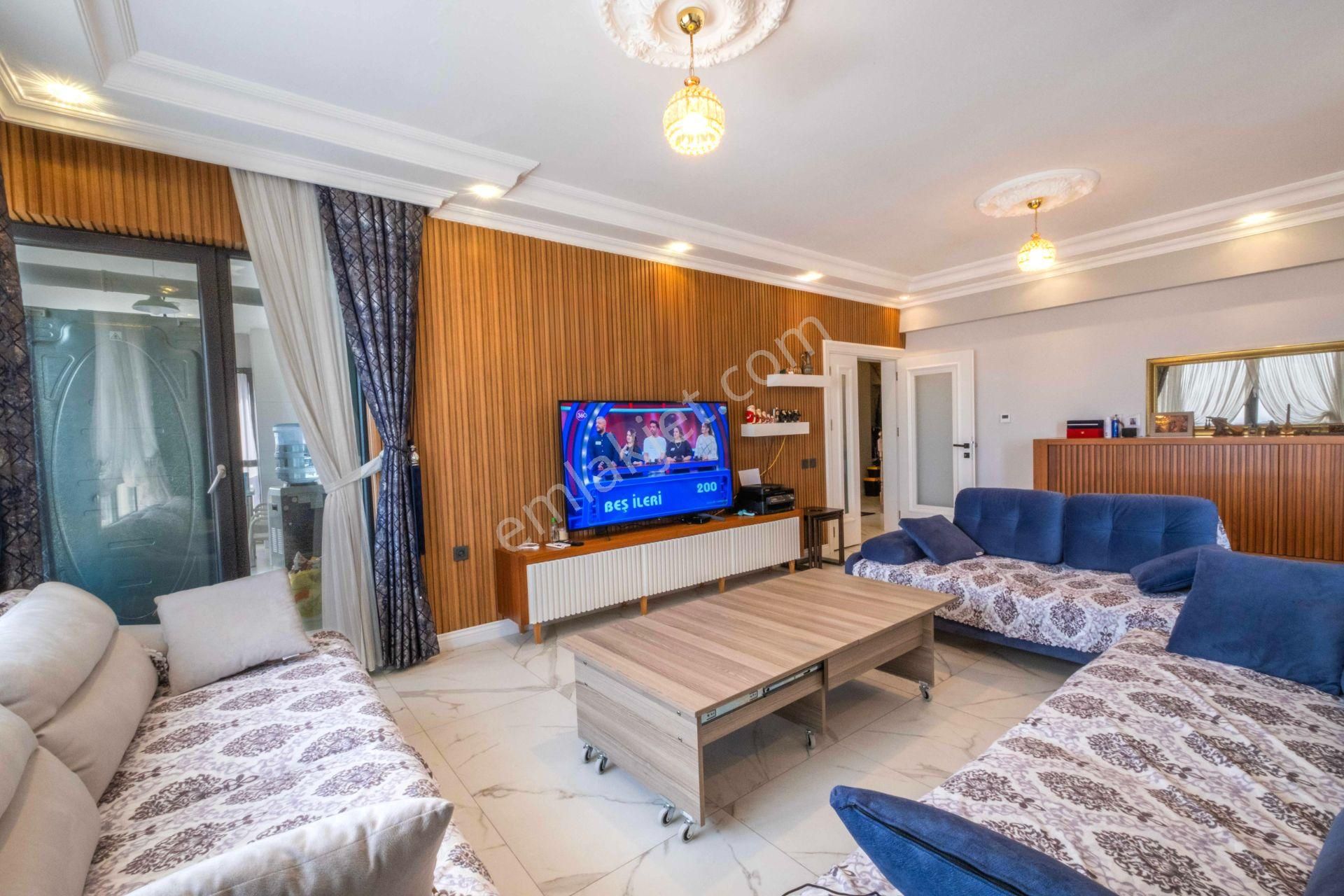 Lara 'da Havuzlu Site İçi Yapılı Geniş Dubleks - Görsel 9