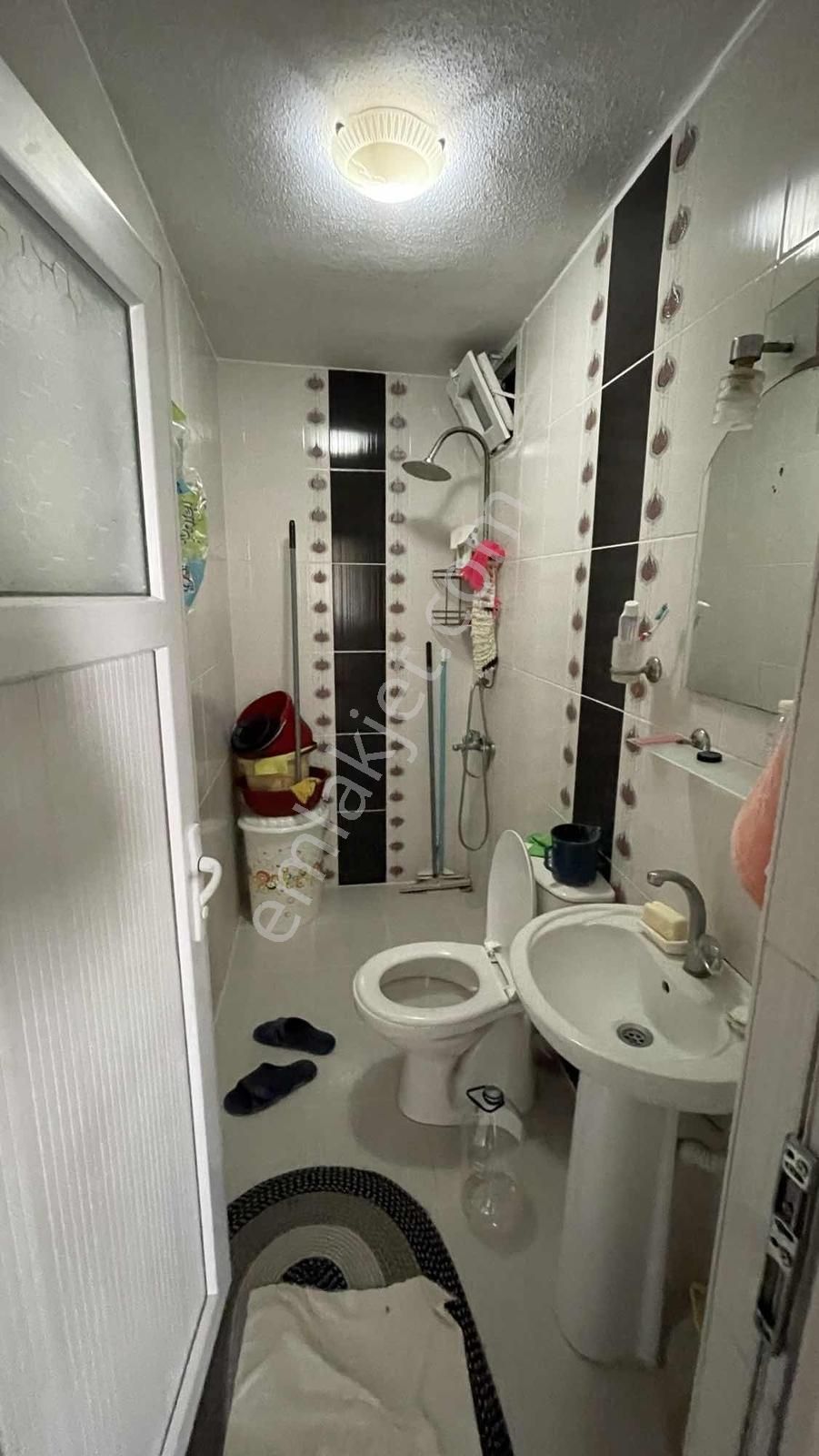 Ulucan'dan İnegöl Kemalpaşa Mahallesinde Kiralık 3+1 Daire - Görsel 5