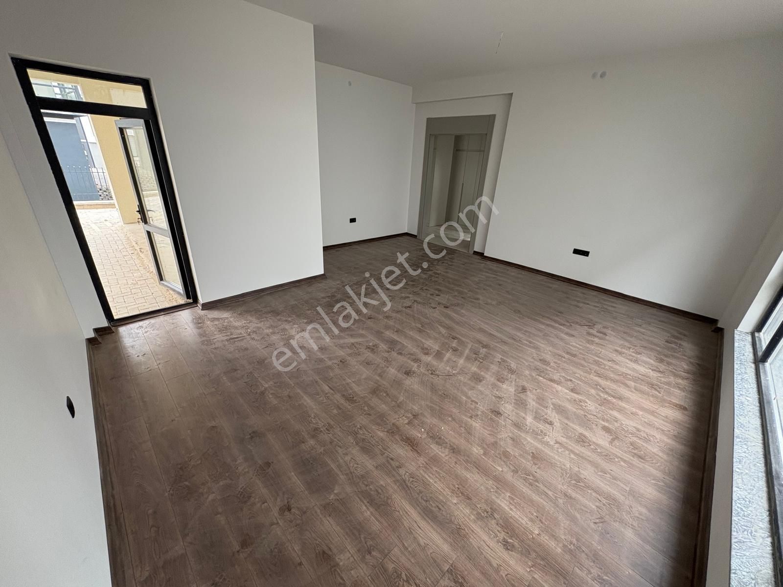 Sym'den Bağlıca Mh Ebeveny B. Giyinme Odalı 3+1 Villa - Görsel 13