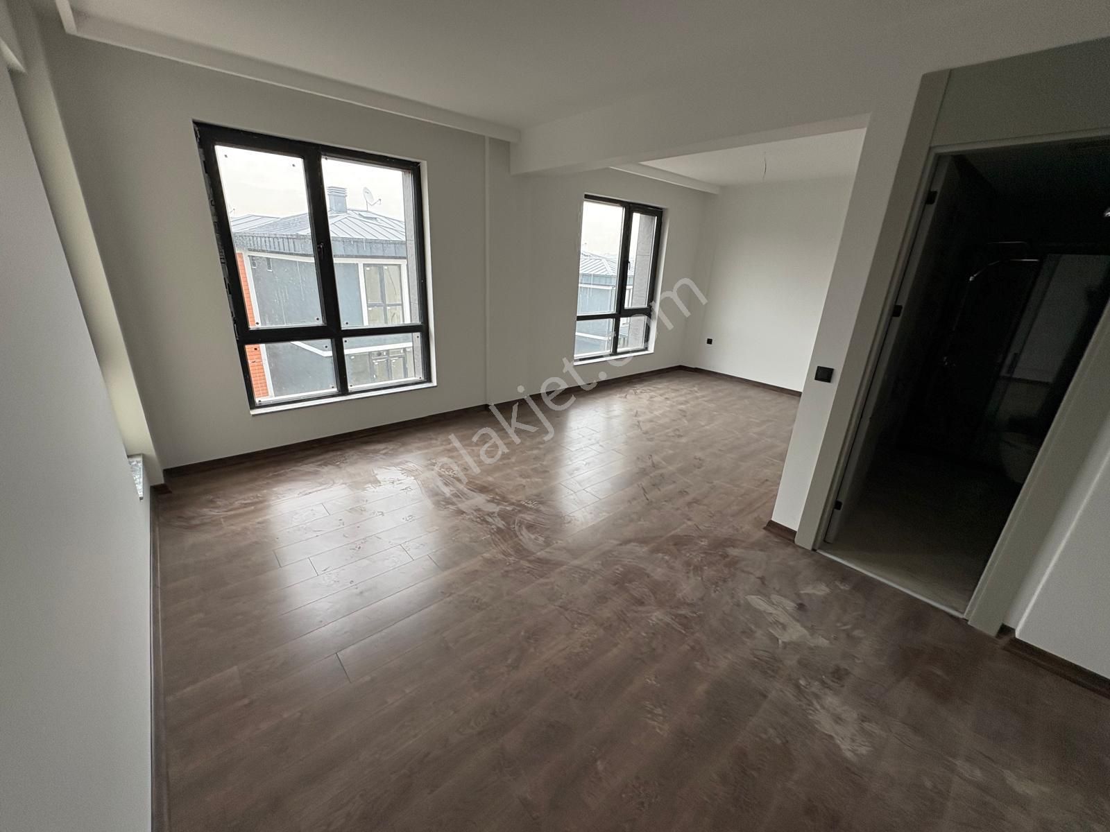 Sym'den Bağlıca Mh Ebeveny B. Giyinme Odalı 3+1 Villa - Görsel 24