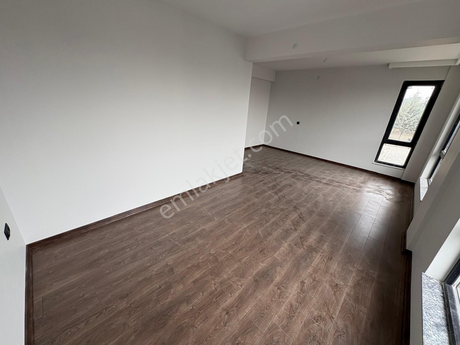 Sym'den Bağlıca Mh Ebeveny B. Giyinme Odalı 3+1 Villa - Görsel 29