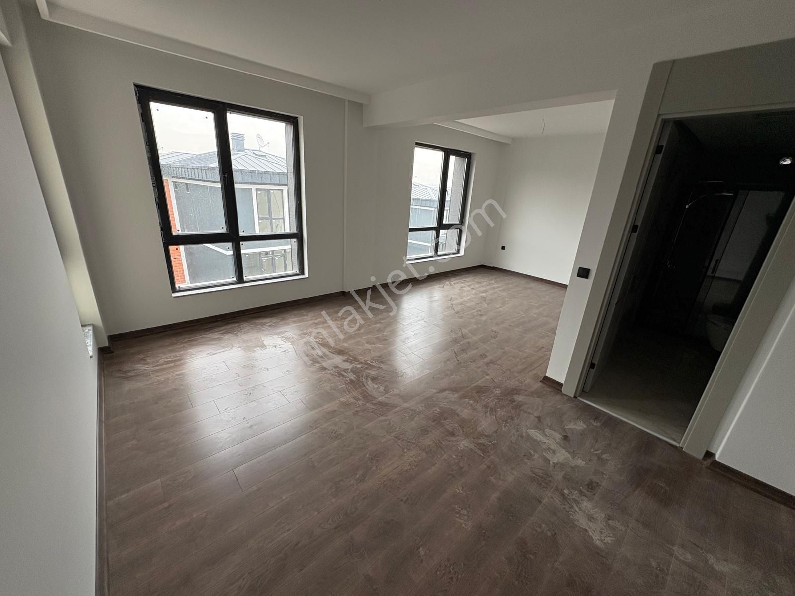 Sym'den Bağlıca Mh Ebeveny B. Giyinme Odalı 3+1 Villa - Görsel 25