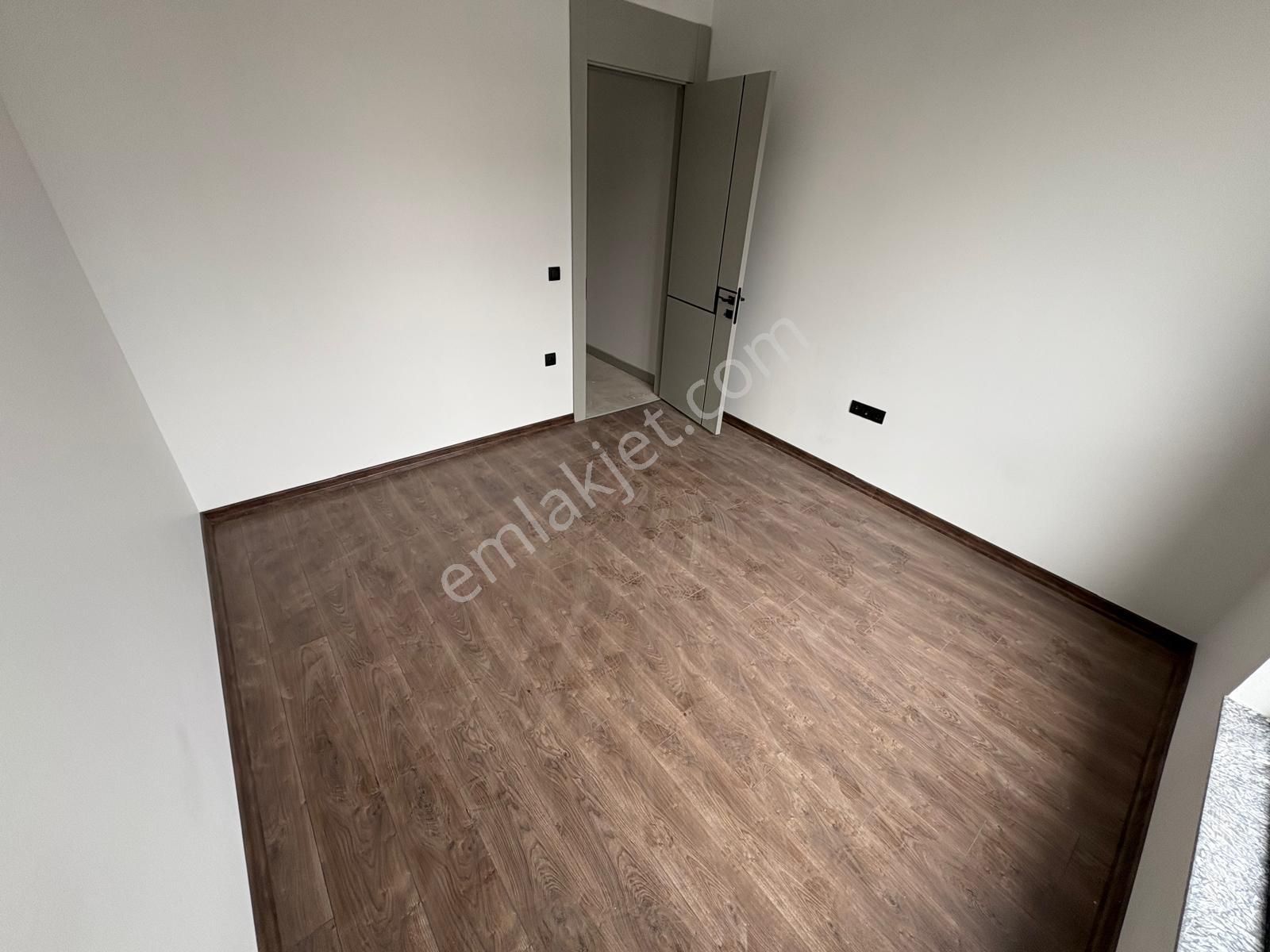 Sym'den Bağlıca Mh Ebeveny B. Giyinme Odalı 3+1 Villa - Görsel 27