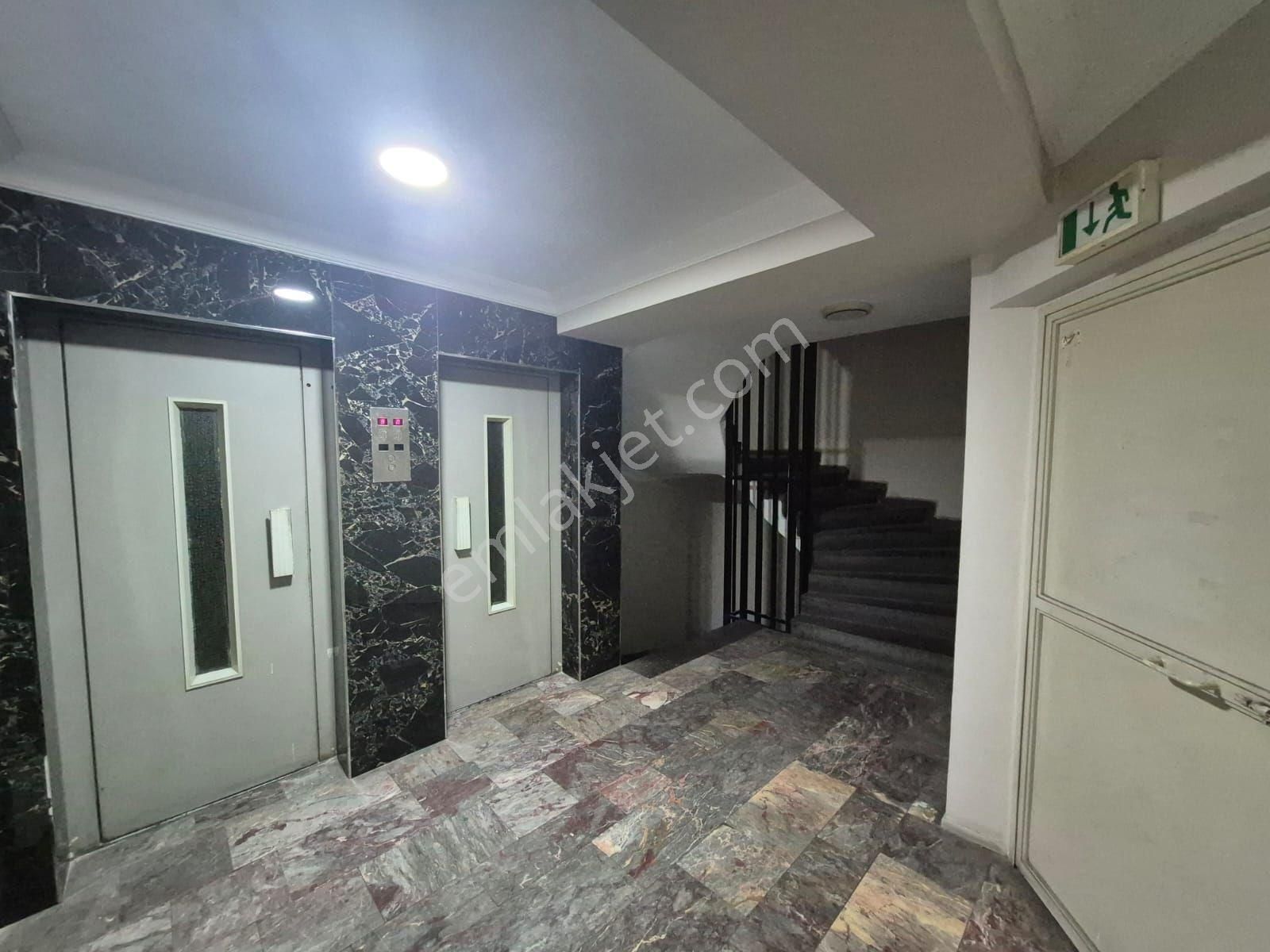 Fevzi Paşa Bulvarı'na Cepheli Satılık 1+1 İş Yeri Ofis Büro - Görsel 22