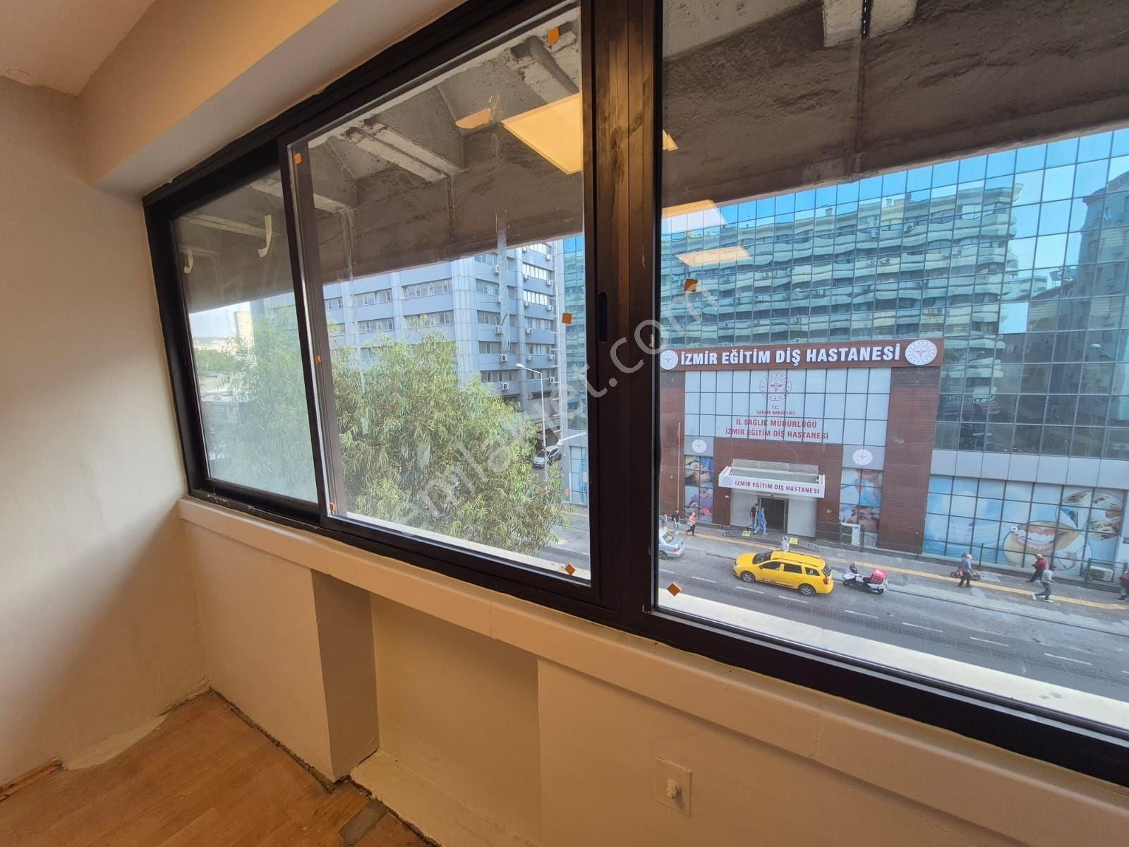 Fevzi Paşa Bulvarı'na Cepheli Satılık 1+1 İş Yeri Ofis Büro - Görsel 34