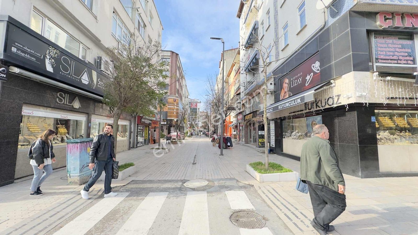 Çerkezköyün Göbeğinde Satılık Tek Oda Kiracılı Ofis - Görsel 11