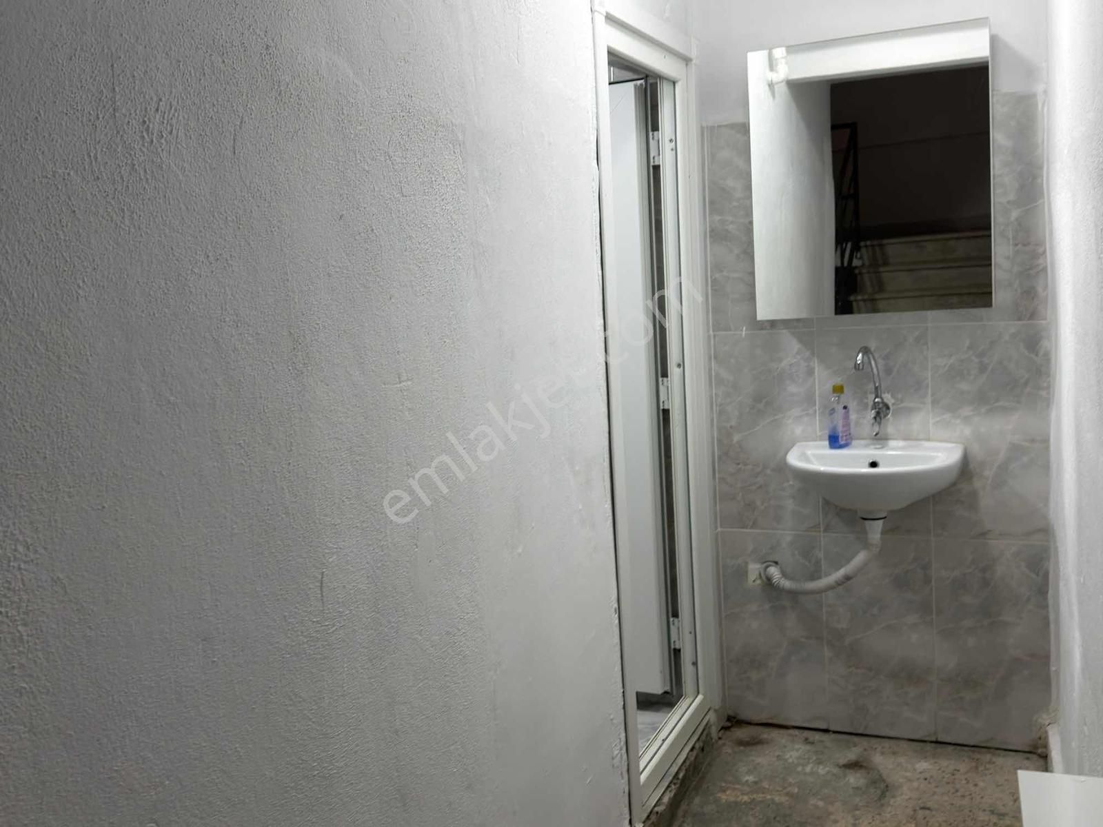 Çerkezköyün Göbeğinde Satılık Tek Oda Kiracılı Ofis - Görsel 9