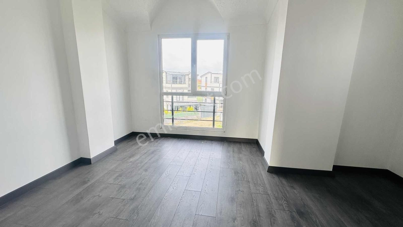 Denize Yürüme Mesafesinde 4+1 Müstakil Villa - Görsel 19