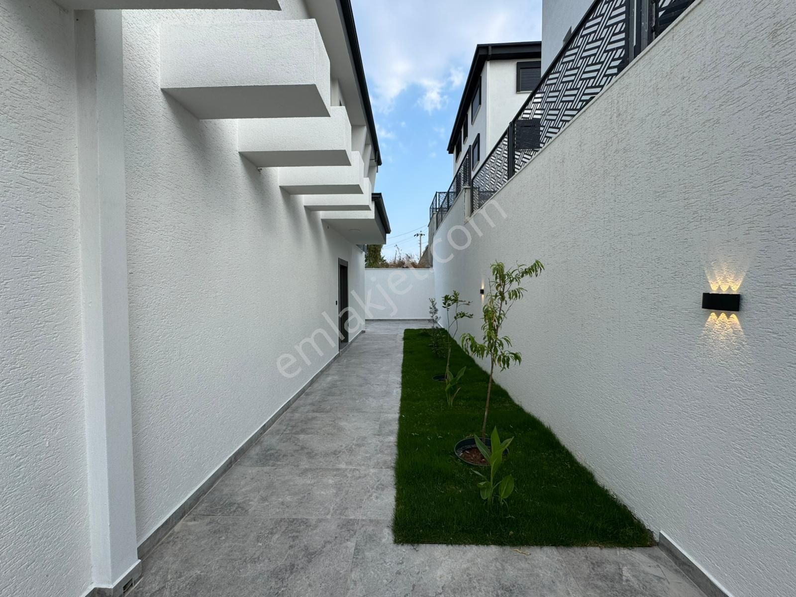 Didim Hisar Mah. 2+1 Ayrı Mutfaklı Bahçeli Sıfır Ve Lüx İkiz Birleşik Villalarımız Satışdadır - Görsel 14