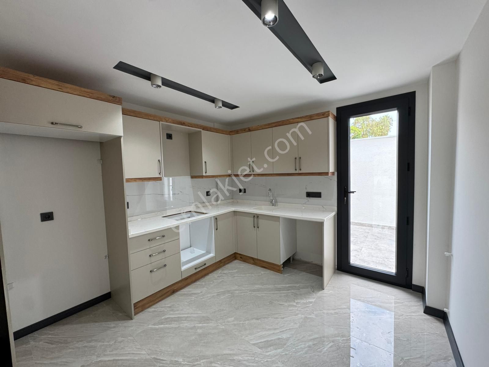 Didim Hisar Mah. 2+1 Ayrı Mutfaklı Bahçeli Sıfır Ve Lüx İkiz Birleşik Villalarımız Satışdadır - Görsel 23