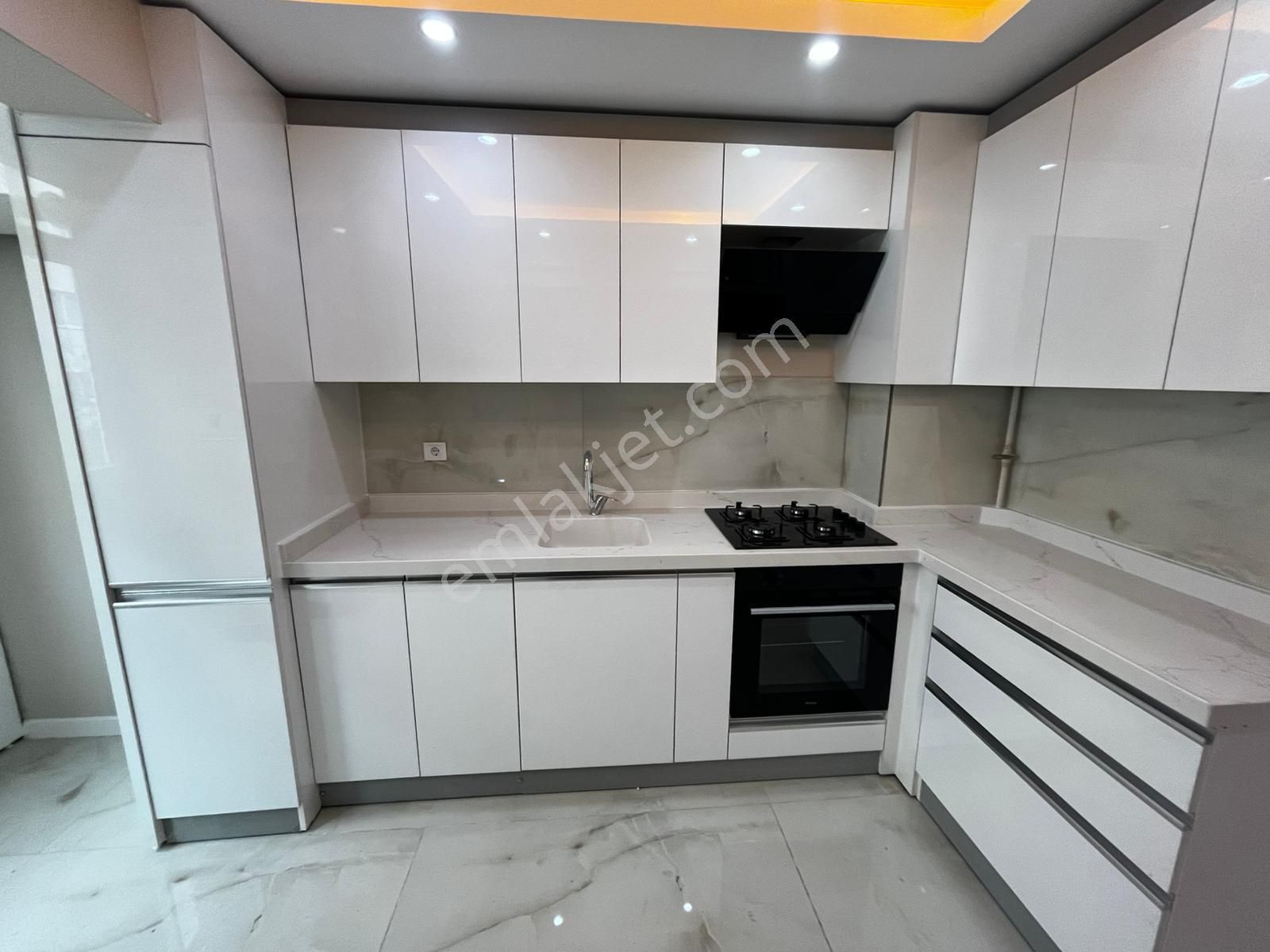 Etimesgut 30 Ağostos Mh.de 3+1 Satılık Daire - Görsel 4