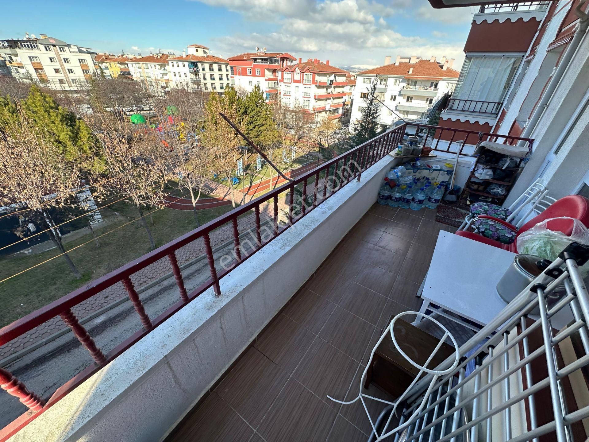 Hayal^den Pınarbaşı Mh'de Ara Katta Ön Cp. Bağımsz Geniş 3+1 Daire - Görsel 35