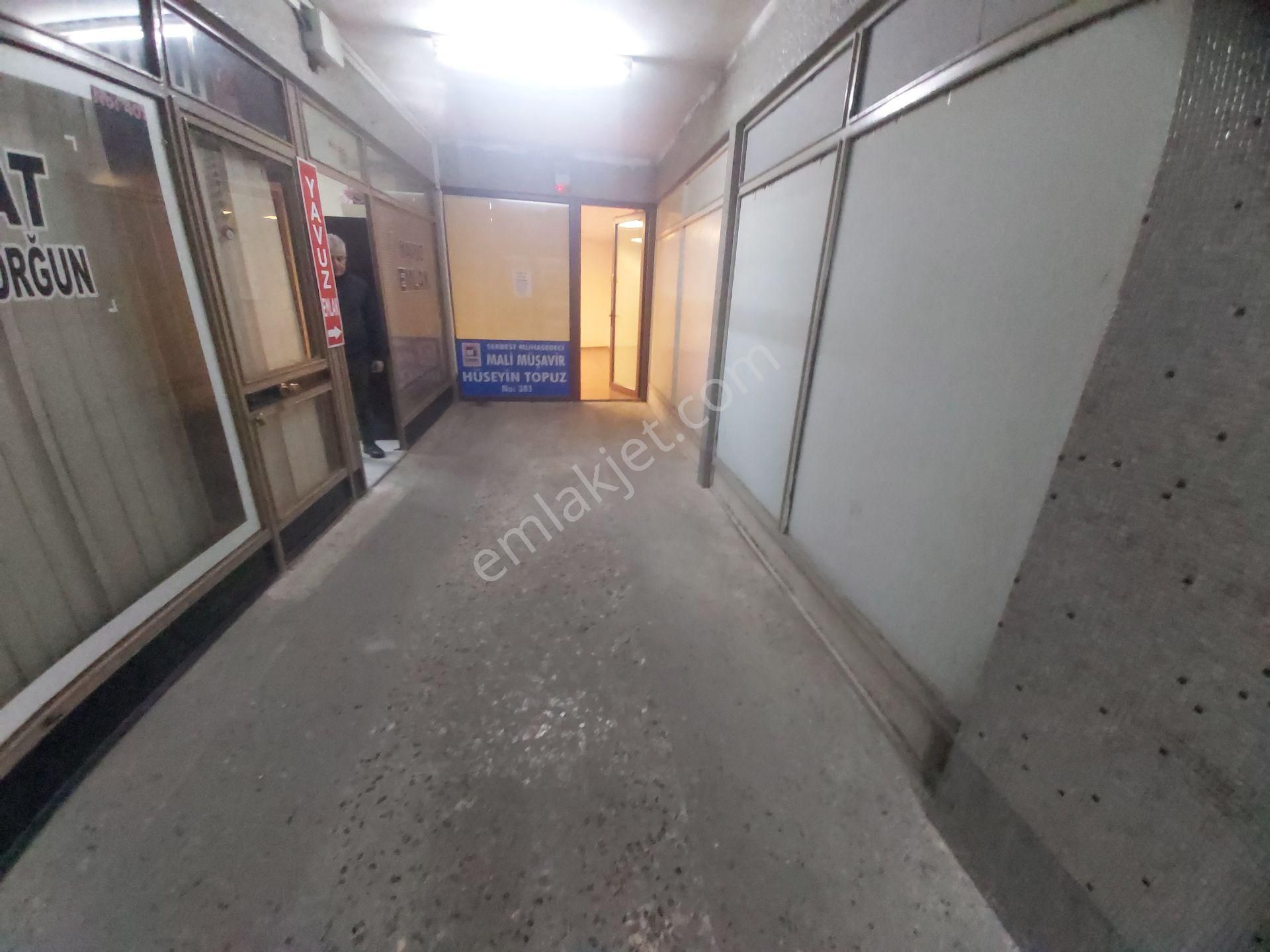 Aktaş'tan Üsküdar Kapalı Çarşıda 25m2 1.kat Boş Dükkan Ofis - Görsel 6