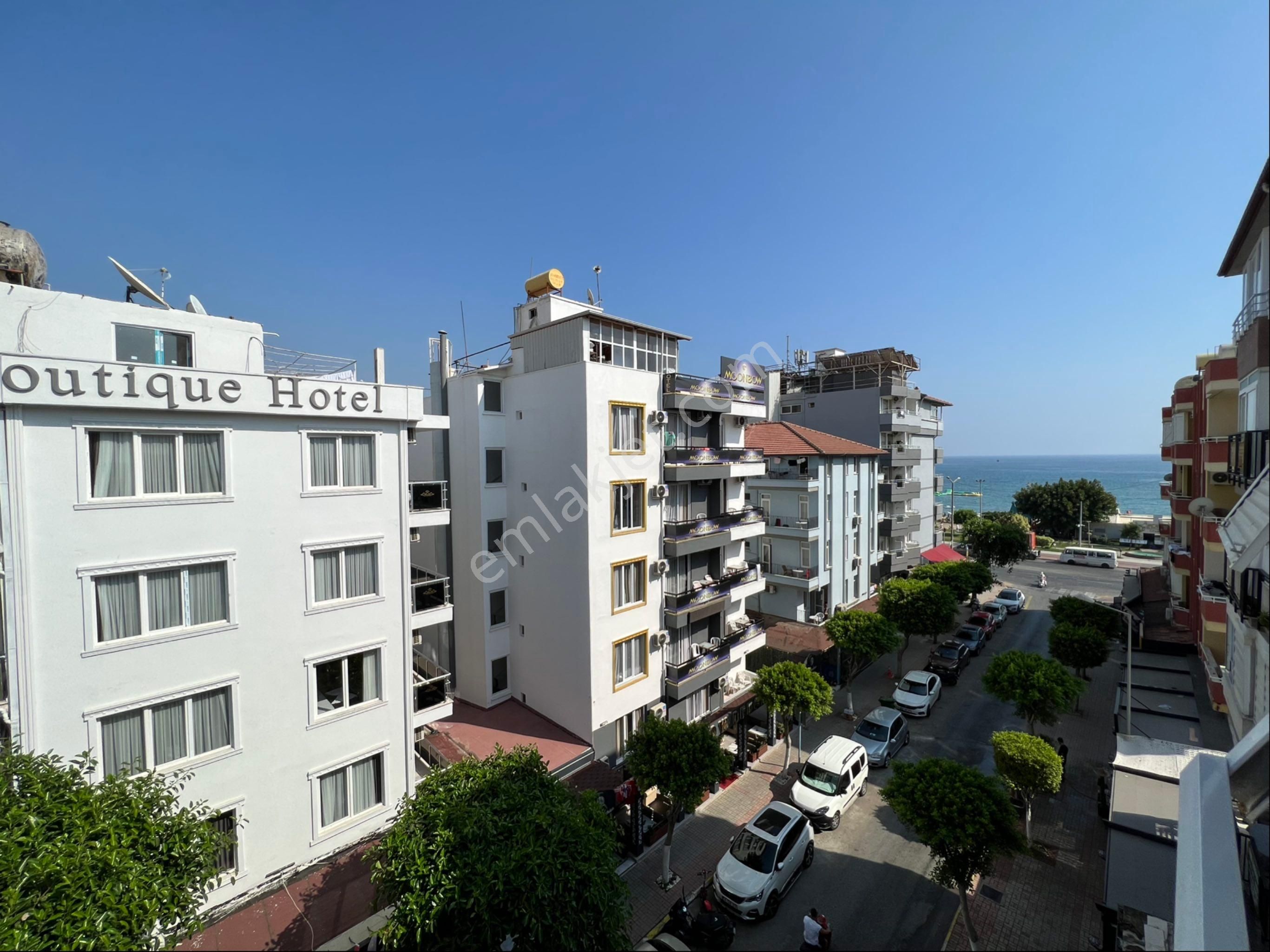 Alanya Da Merkezi Konumda Deniz Manzaralı Satılık 2+1 Daire - Görsel 16