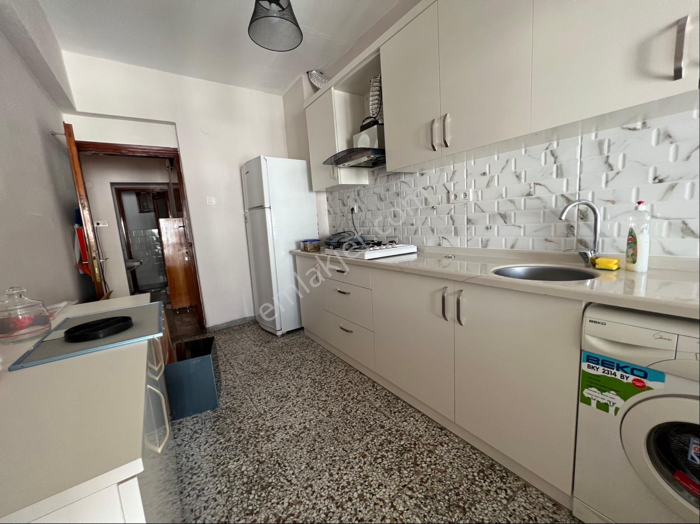 Alanya Da Merkezi Konumda Deniz Manzaralı Satılık 2+1 Daire - Görsel 8