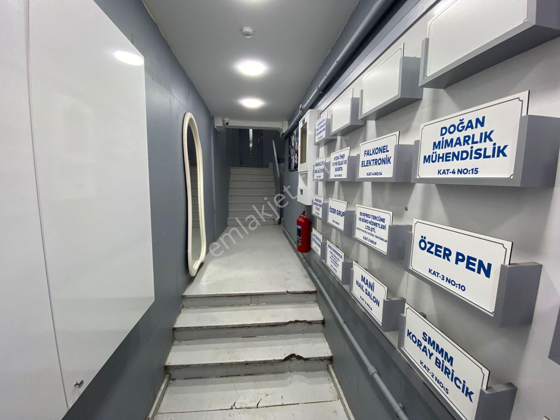 Gop Meydanda Kiralık 25m2 Ofis & Büro 3.arakat Ve Asaösörlü Yangın Merdivenli - Görsel 6