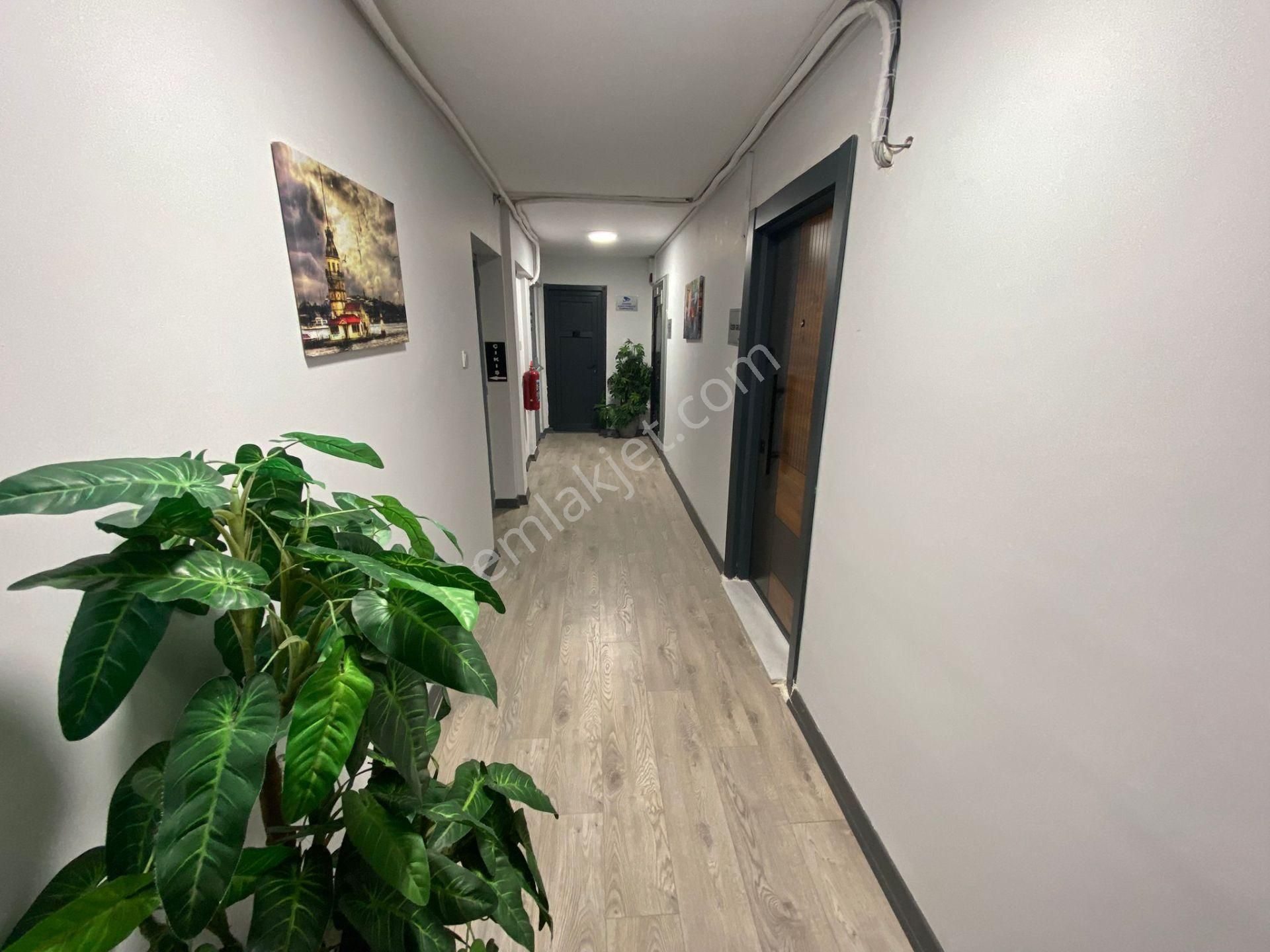 Gop Meydanda Kiralık 25m2 Ofis & Büro 3.arakat Ve Asaösörlü Yangın Merdivenli - Görsel 5