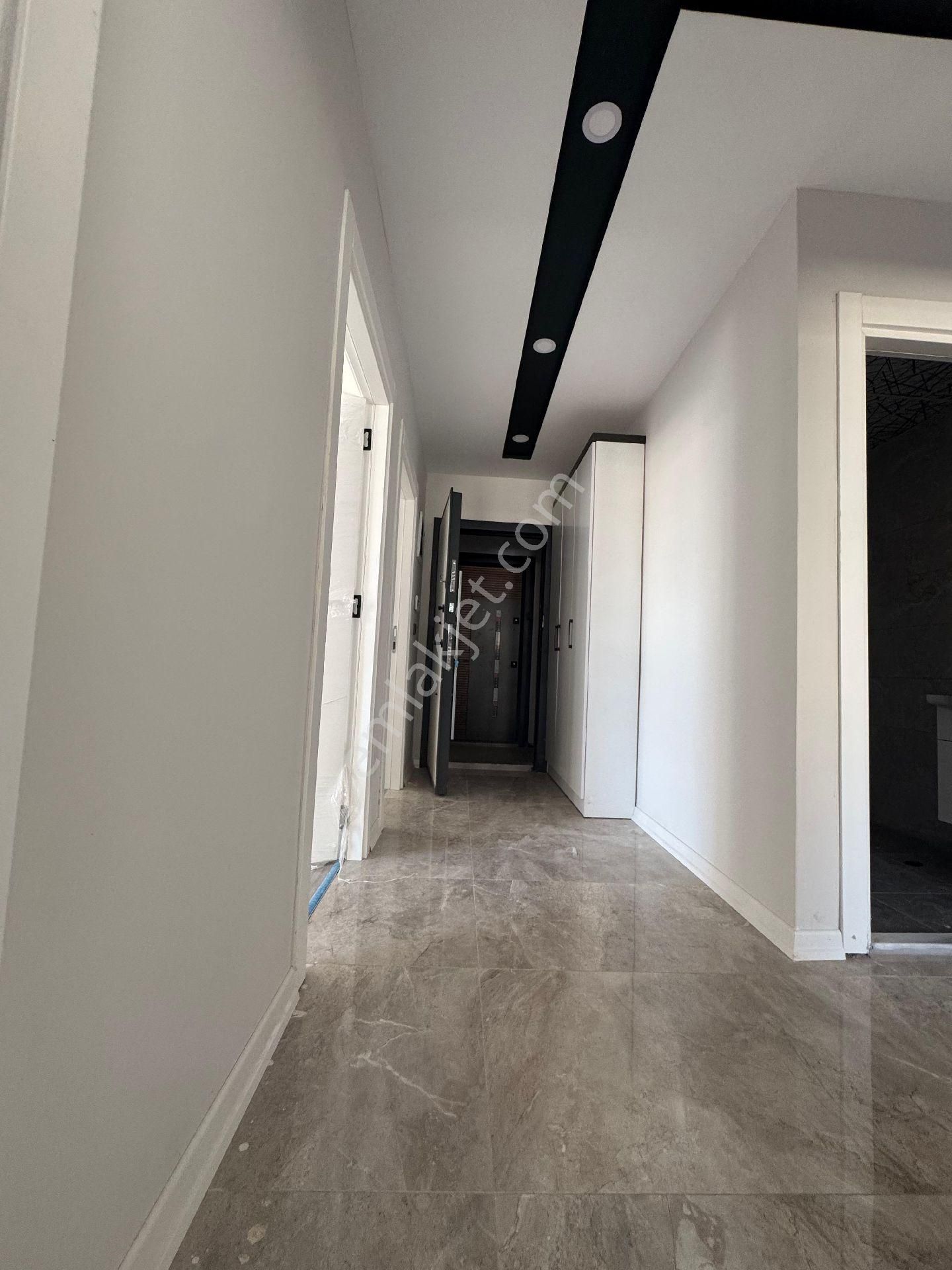 Cankayada Harika Konumda Acilll Satilik Daire Sehir Hastane Yakini - Görsel 15