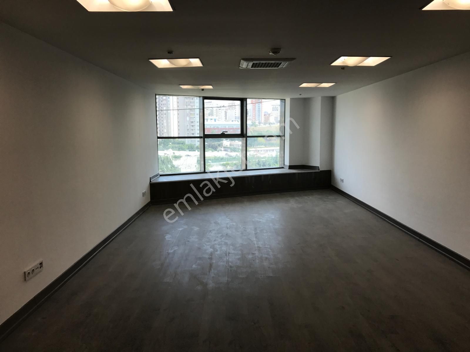 Ataşehir Sarphan Finanspark 1+0 74 M² Satılık Ofis - Görsel 3