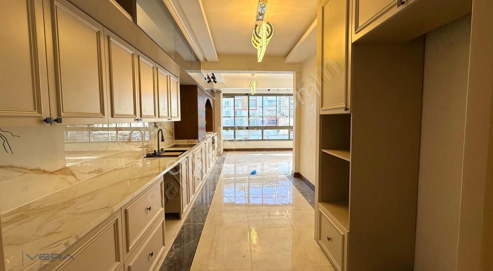 Akıllı Ev Teknolojisiyle Donatılmış Karataşta Sıfır 3.5+1 Daire - Görsel 29