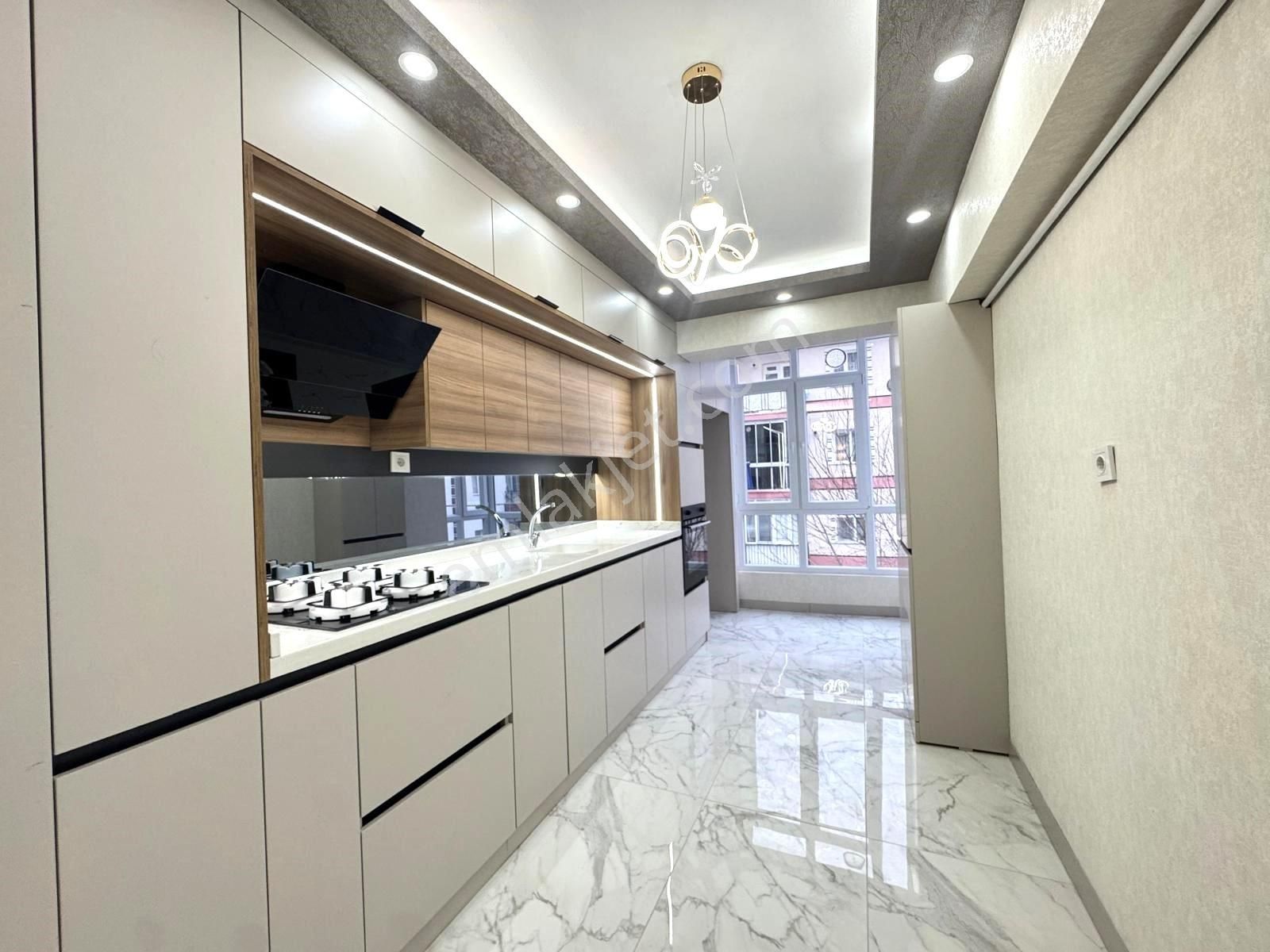Pınarbaşı Mah'de 3+1 Ara Kat Ultra Lüx Daire - Görsel 15