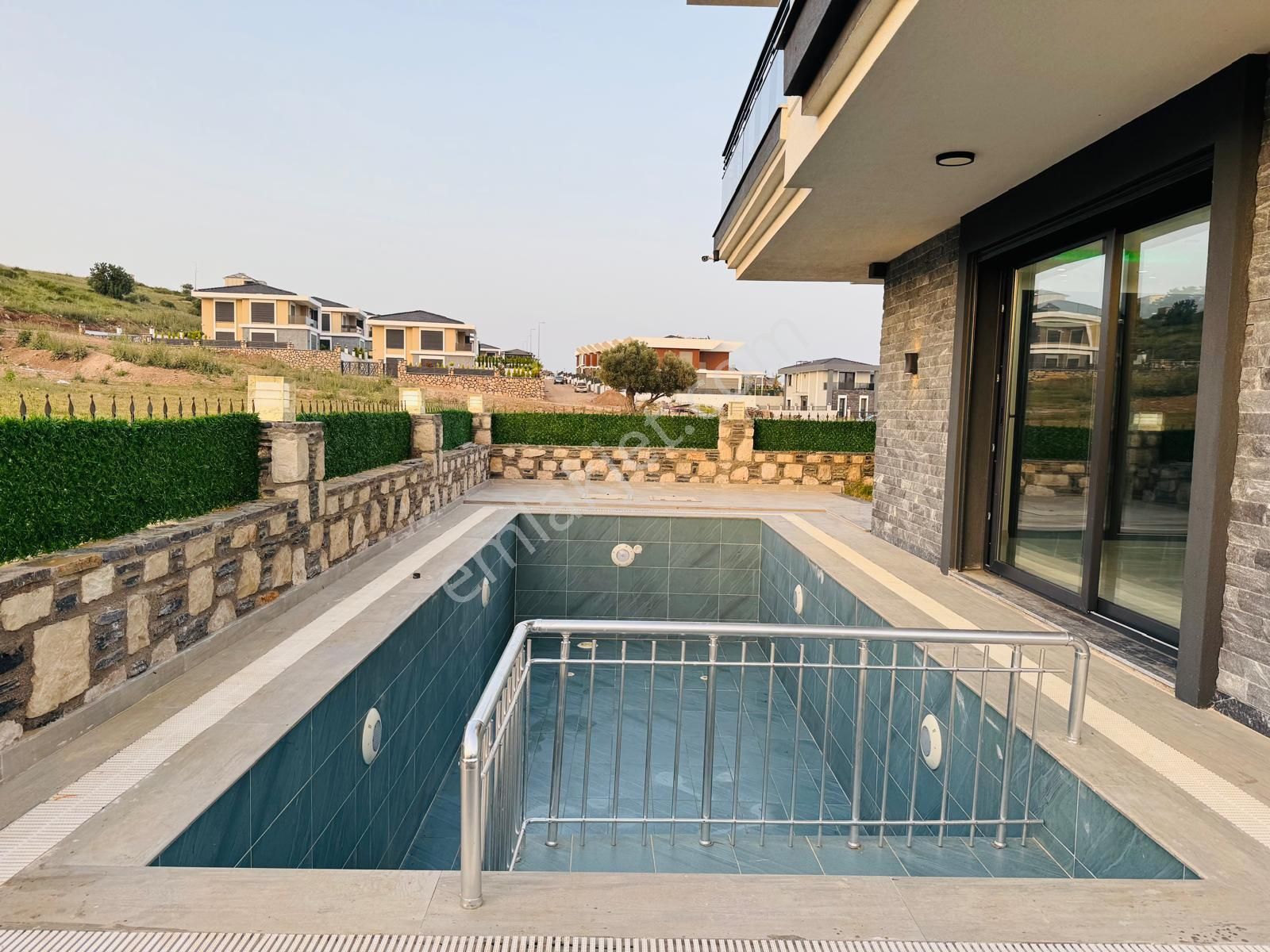 Didim Hisar Mah. 307 M2 Arsa İçinde Akıllı Sistemli 5+1 Ayrı Mutfaklı Havuzlu Tam Müstakil Villa - Görsel 6