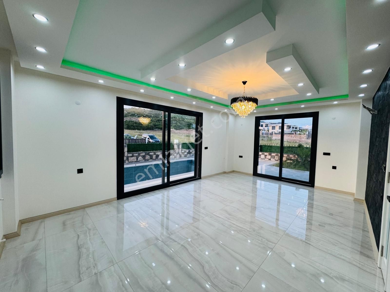 Didim Hisar Mah. 307 M2 Arsa İçinde Akıllı Sistemli 5+1 Ayrı Mutfaklı Havuzlu Tam Müstakil Villa - Görsel 16