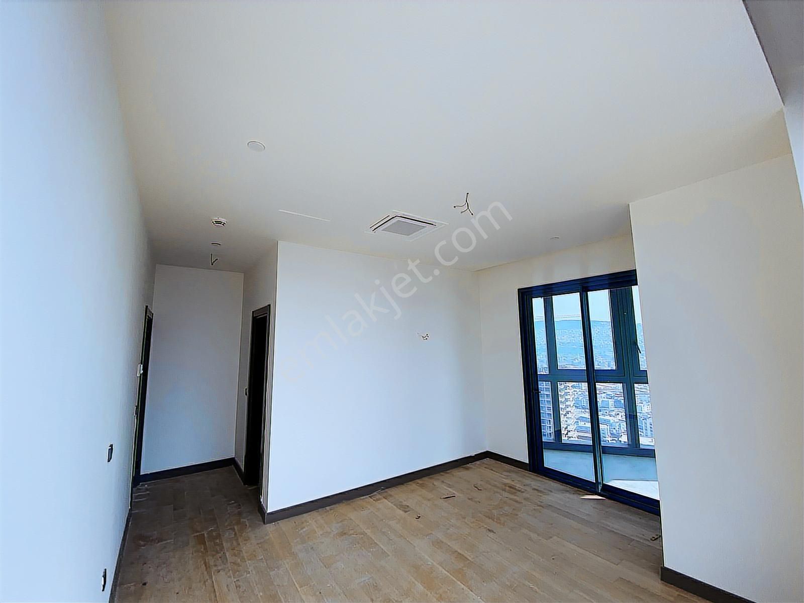 Mahall Bomonti İzmir Kiracısız Çift Cephe Satılık 3+1 Rezidans - Görsel 19