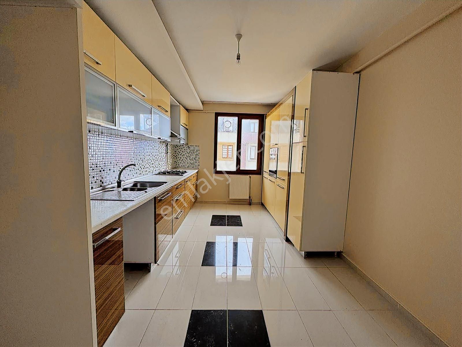 Büyükçekmece Butik Site İçinde 5+2 Deniz Manzaralı Dubleks - Görsel 34