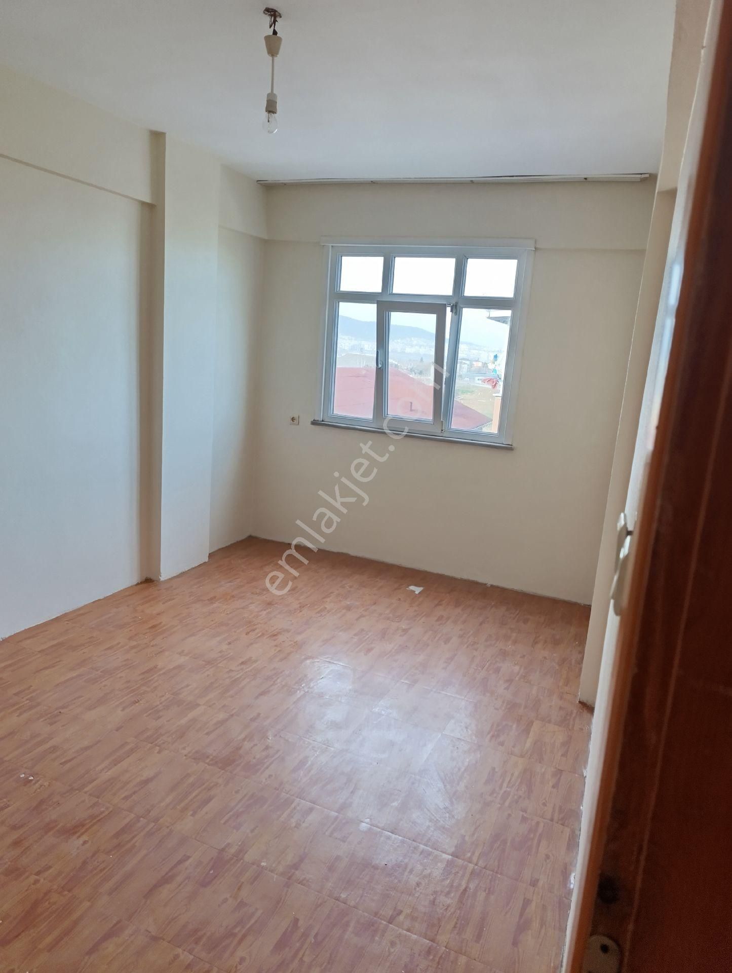 Sahibinden 2+1geniş Daire Bekar Ve Yabancıya Olur - Görsel 3